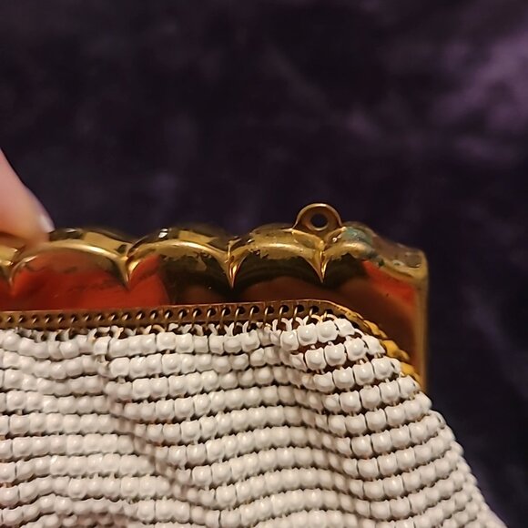 White and gold clutch - Picture 5 of 6